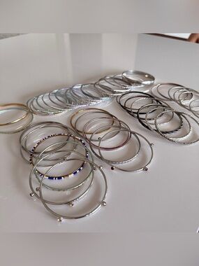 45 pc Bangle Bracelet Lot Silver Tone Stacking Thin Textured Beaded Rhinestone⁠